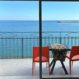 Apartment La Mansarda Giardini-Naxos