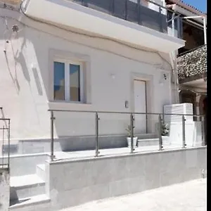 Venti Di , Brucoli Italy