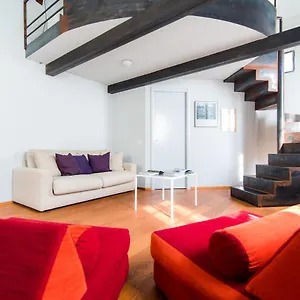 Apartment Antica Via Volta - The House Of Travelers Como
